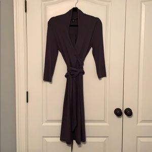 Banana republic gray stretchy wrap dress